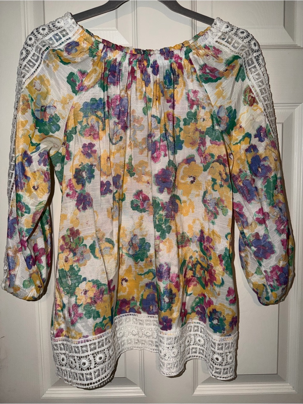 Hope and Harlow Floral Lace-Trim Peasant Blouse - White Multi